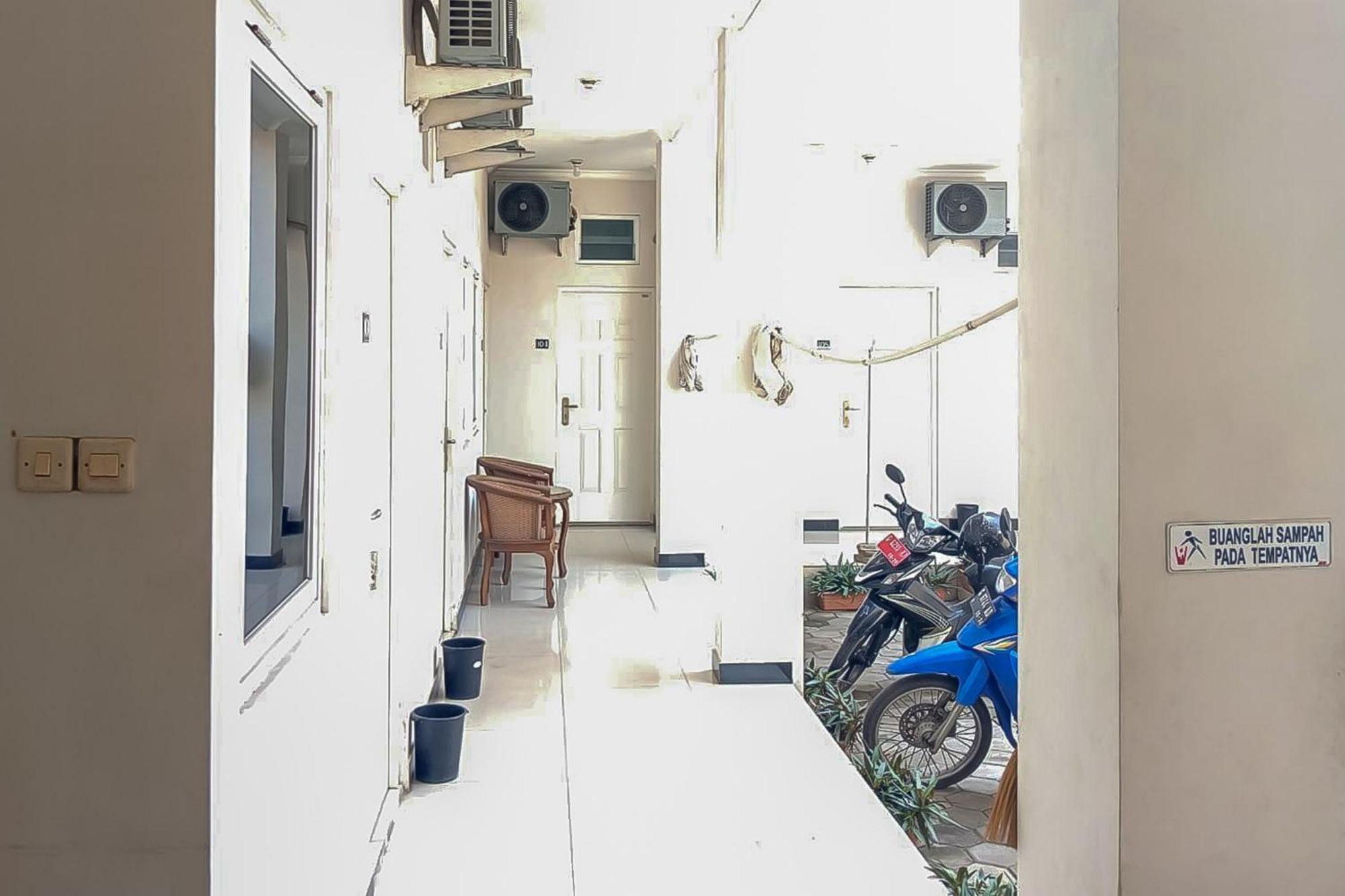 Waringin Guest House Tegal Mitra Reddoorz المظهر الخارجي الصورة